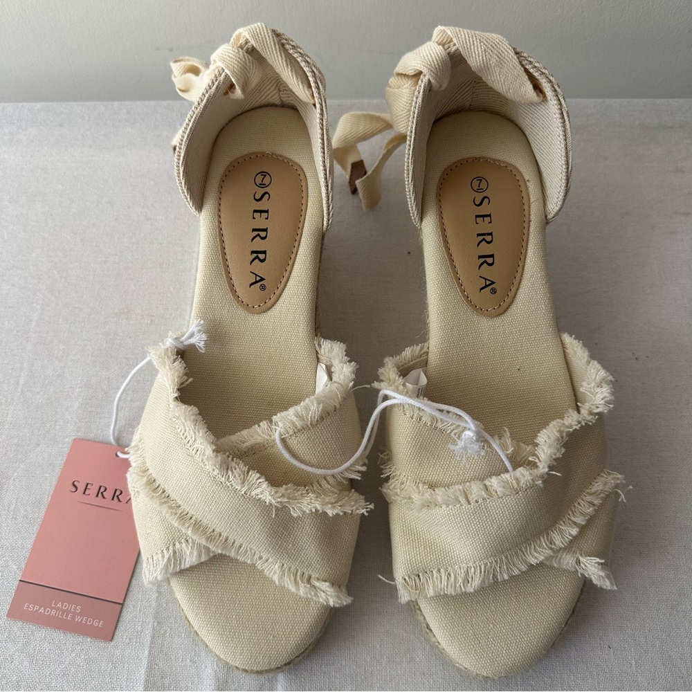 Women’s Serra Espadrille Wedge Beige Size 7